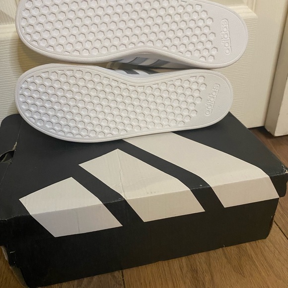 Adidas Grand Court 2.0 K White Sneakers with silver - Picture 4 of 5